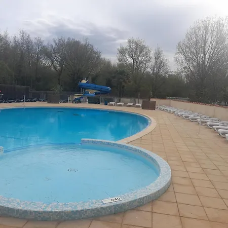Mobil Camping Angles (Vendee)